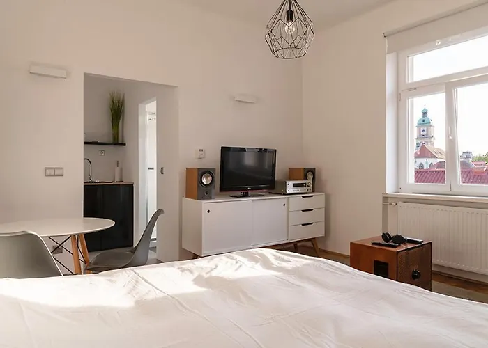 Modern In The Heart Of The Apartment *